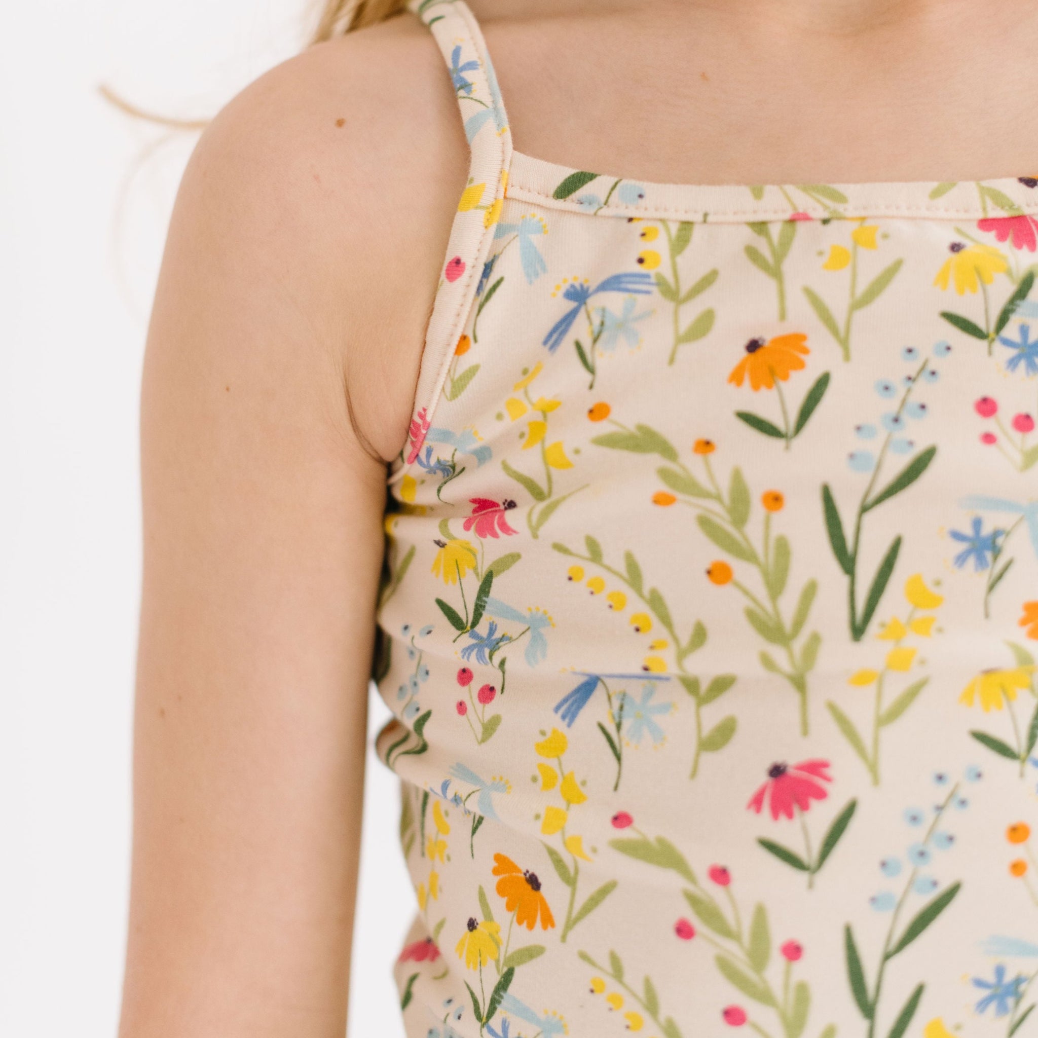 THE CAMI SET IN SPRING GARDEN