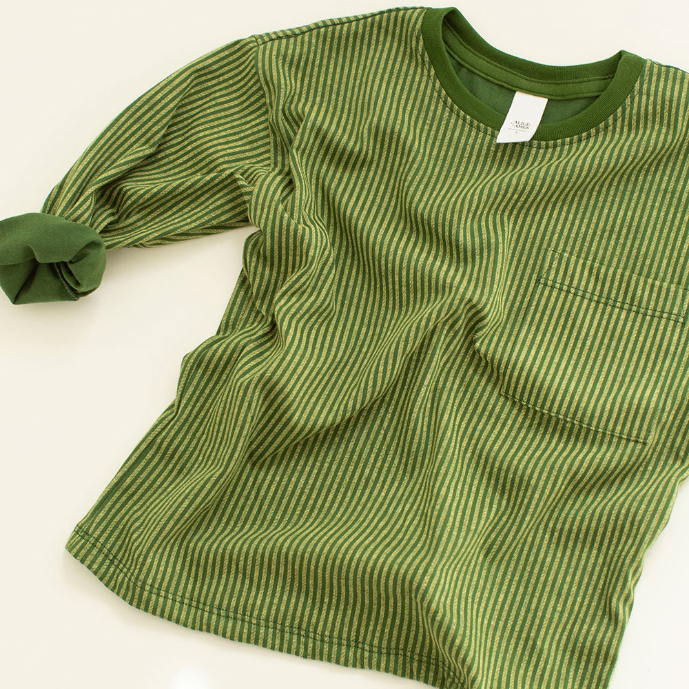 THE LONG SLEEVE TEE IN HOLLY STRIPE
